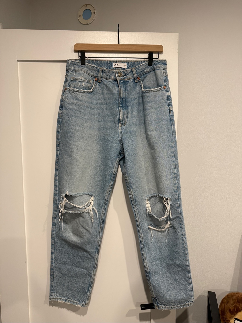 Zara Light Blue Distressed Relaxed Women’s Jeans